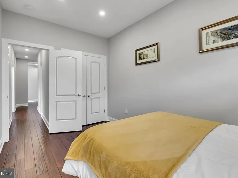 1167 Morse St NE #1 — Photo 35