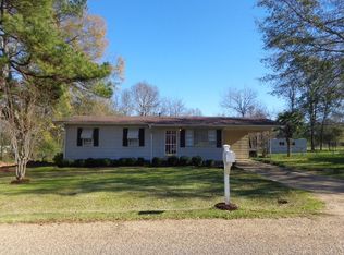 223 Janet St, Crystal Springs, MS 39059