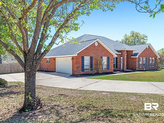 2nd image of 16444 Hamlet Ln