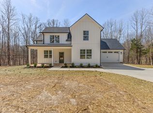 1033 Walnut Grove Rd, Dickson, TN 37055