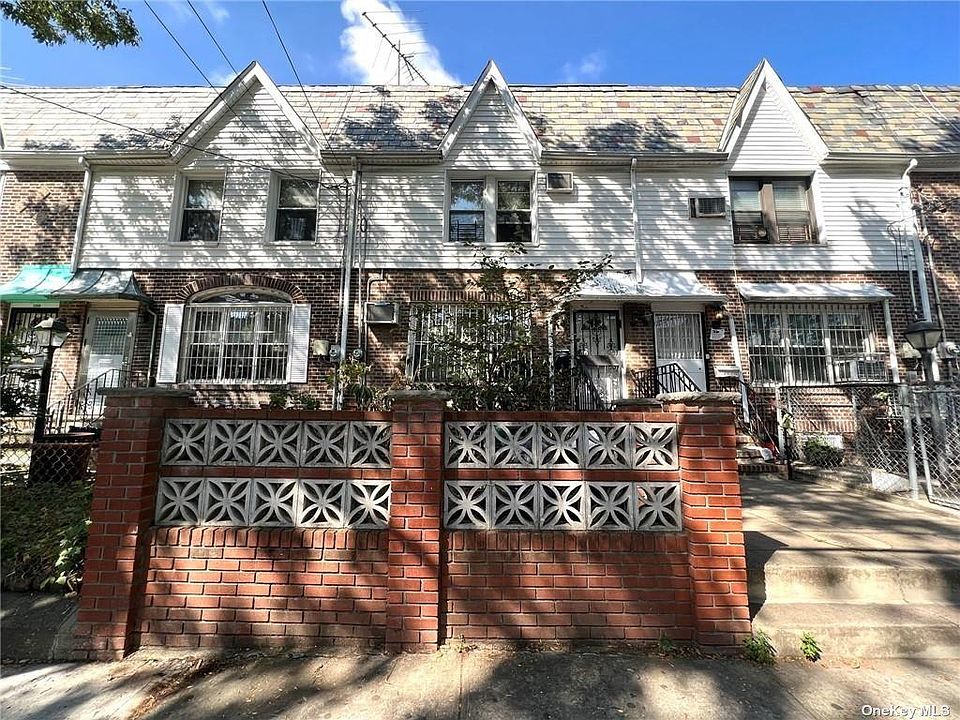 1st image of 2062 E 26th St
