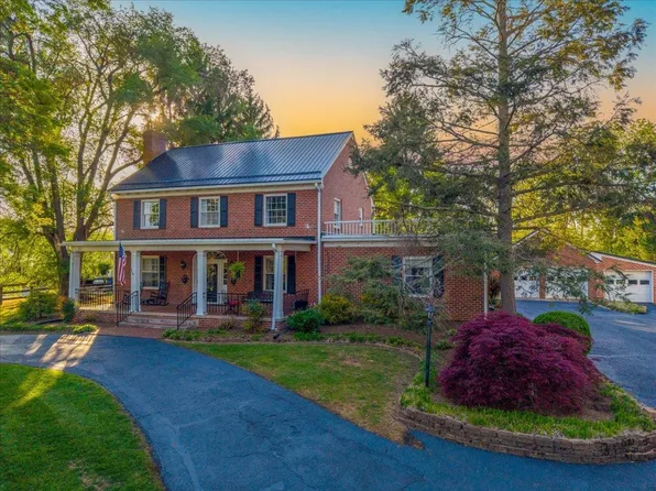 101 College St, Christiansburg, VA 24073