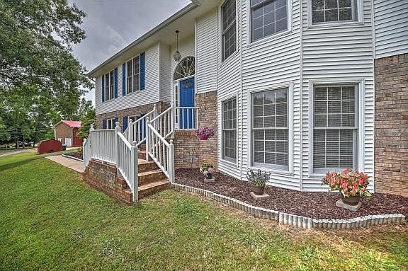 2nd image of 4529 Stillwood Ave
