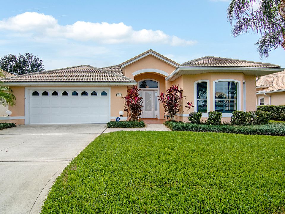 1st image of 997 Palm Brook Dr