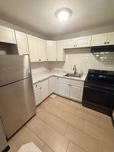 78 Homeside Ave #3 Photo 1