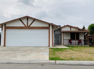 4717 Millbrook Way, Bakersfield, CA 93313