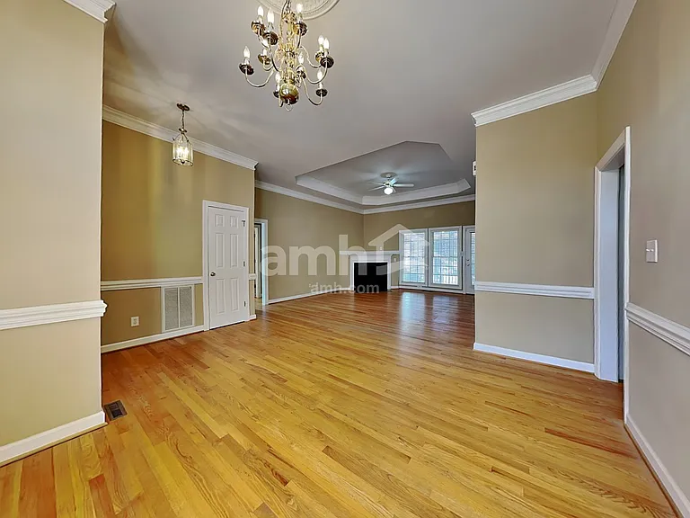 4700 Greenfield Way Dr — Photo 10