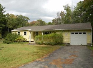 25 Edie Rd, Saratoga Springs, NY 12866