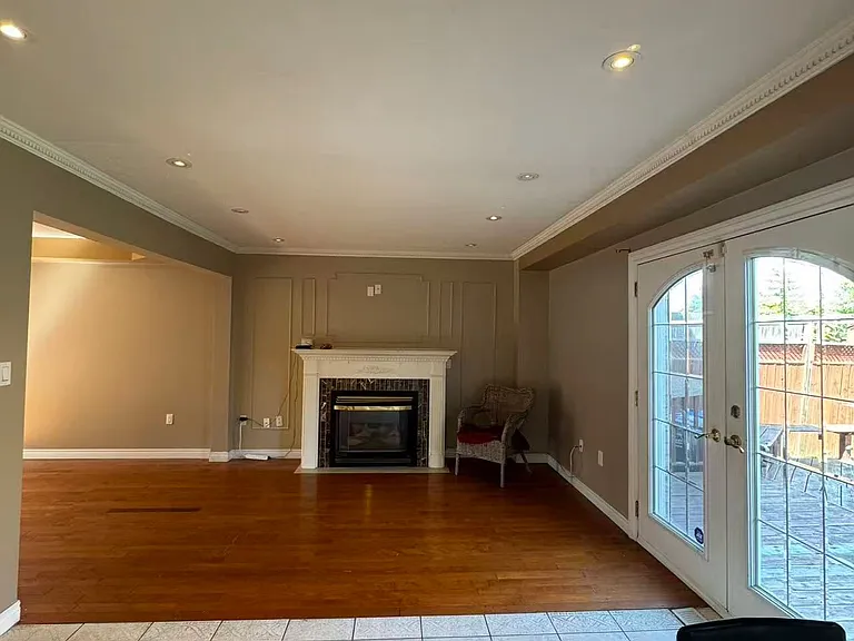 7267 Aldercrest Dr — Photo 9