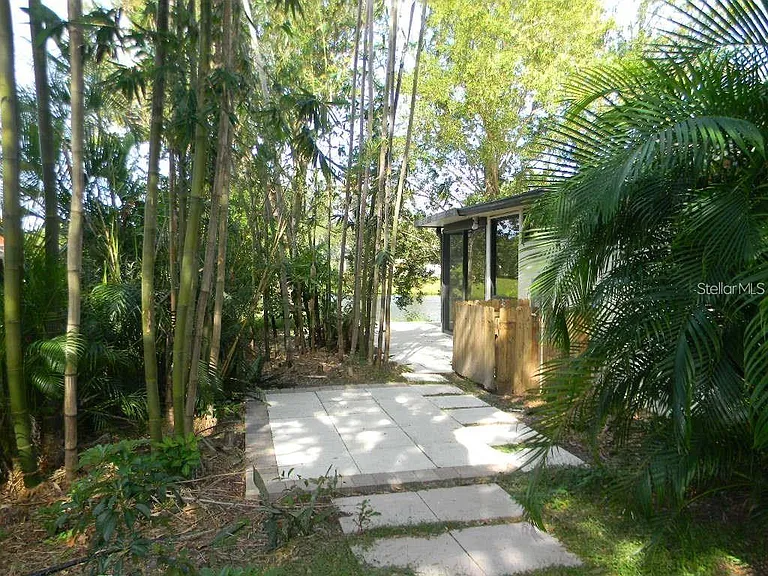 8232 Cypress Lake Dr — Photo 15