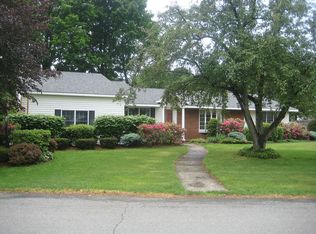 4 Carla Ln, Troy, NY 12180