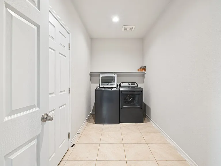 17717 Silent Harbor Loop — Photo 10