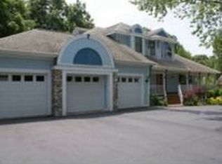 2912 Dunes Valley Path, Stevensville, MI 49127