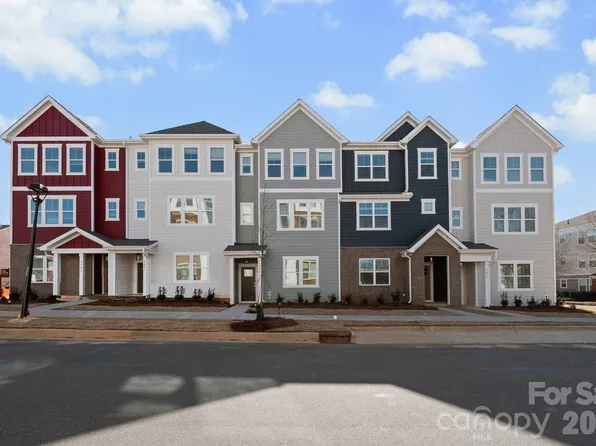 4027 Bass River Pkwy, Charlotte, NC 28217