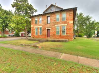 Gray Multi Unit, Norman, OK 73071