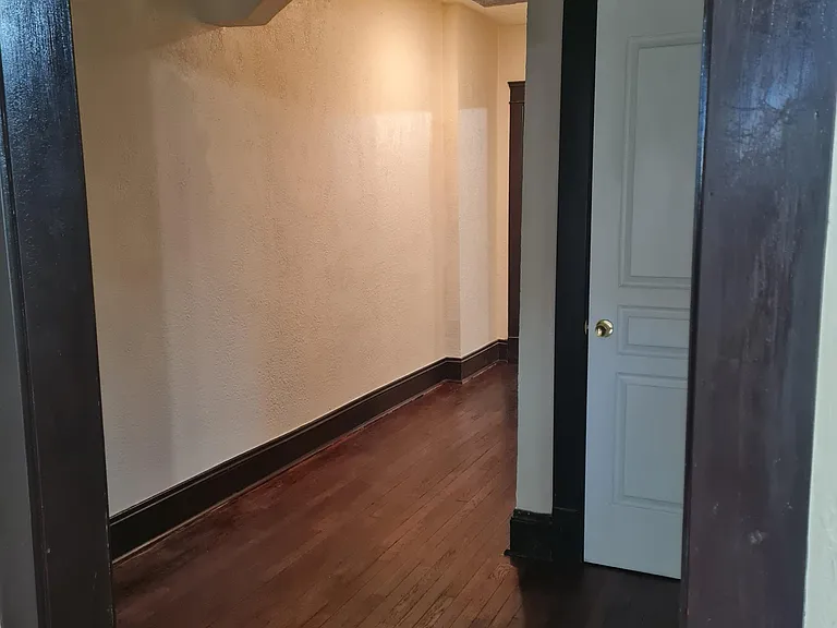 11124 Clifton Blvd #2 — Photo 7
