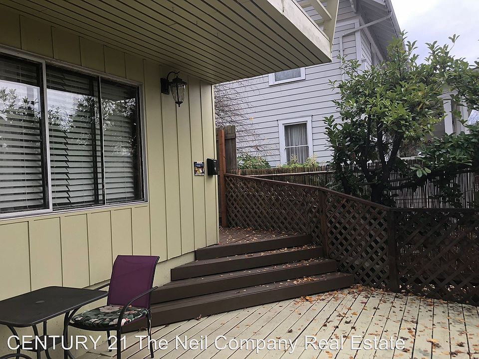 1st image of 649 SE Chadwick St