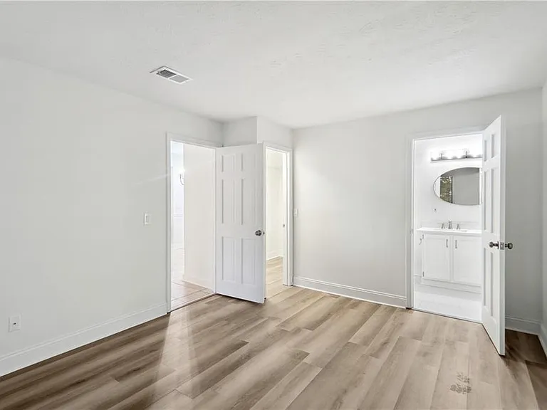 420 Warm Springs Cir #420 — Photo 4