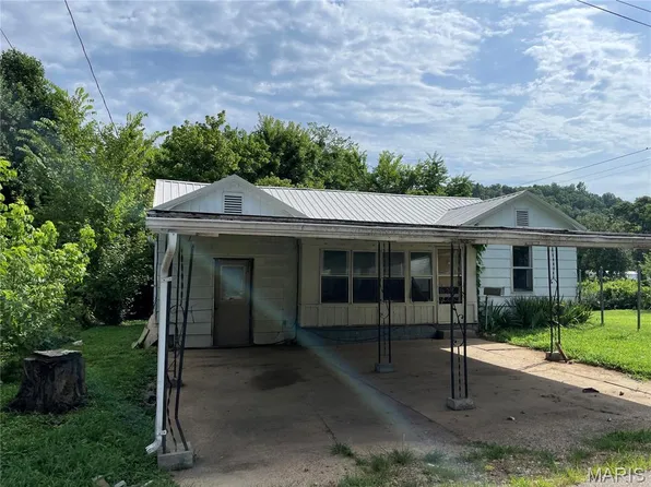 636 Daniels St, Piedmont, MO 63957