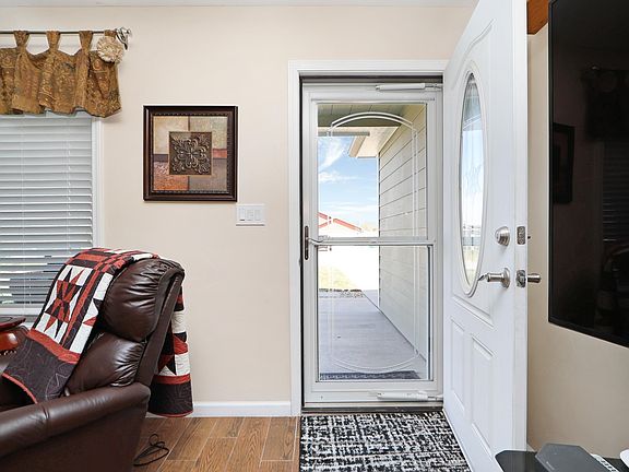 5th image of 203 Bergsten Ct