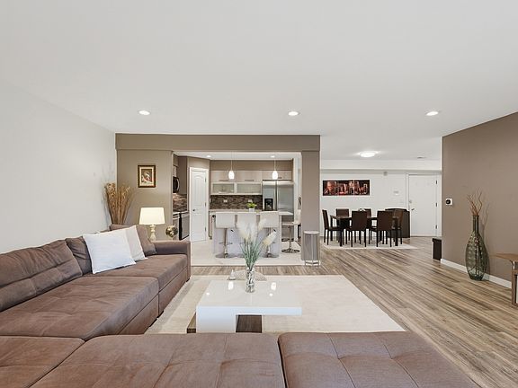 5th image of 1255 W Prospect Ave APT 101