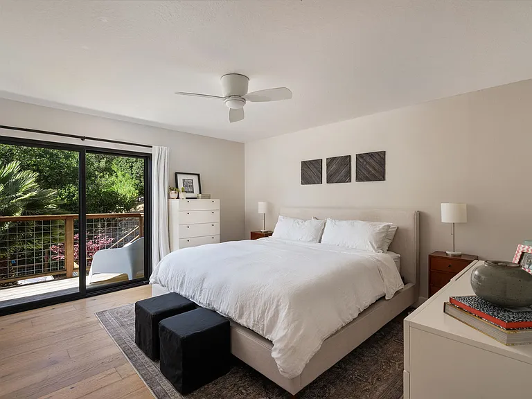 31 San Marino Dr — Photo 21