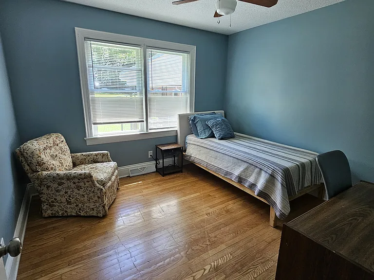 548 Greenway Dr — Photo 12