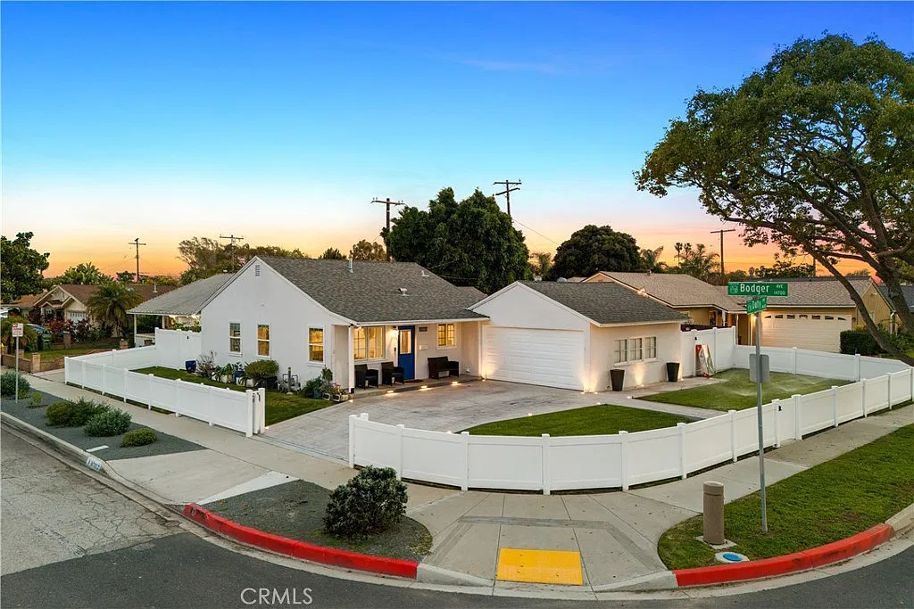 3 bed, 1906 sqft, $5,275 — Photo 1