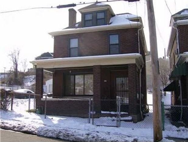 2nd image of 608 S 5th St