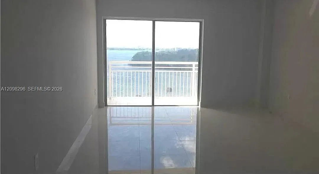 Coastal Towers Condo — Photo 1
