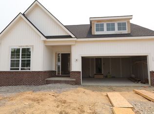 8070 Carston Ln, Brighton, MI