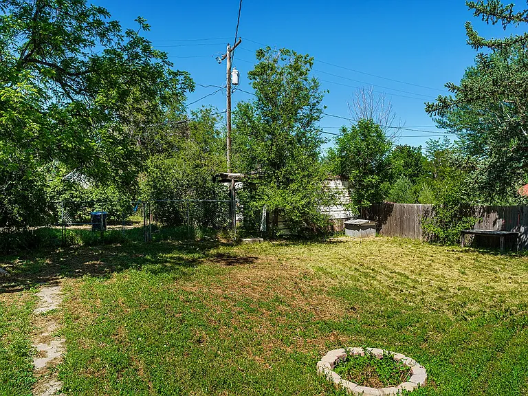 307 School St — Photo 18