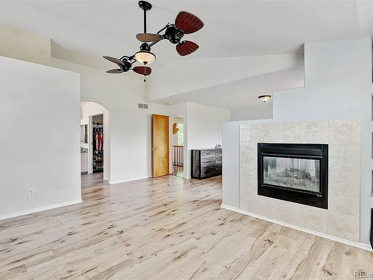 2588 E 116th Ave — Photo 5