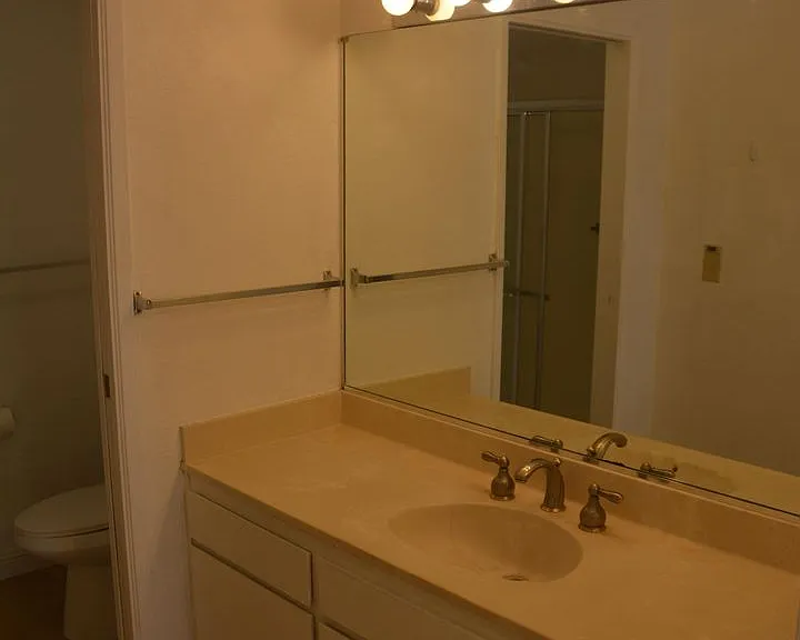 2221 Lynbrook Dr — Photo 24