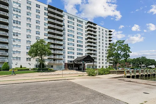 The Lafayette Apartments Photo 1