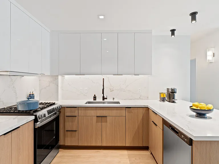 Newly Renovated Kitchens!