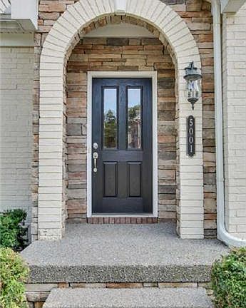 3rd image of 5001 Clover Meadows Dr