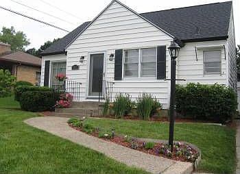 1st image of 2113 Tremont Blvd NW