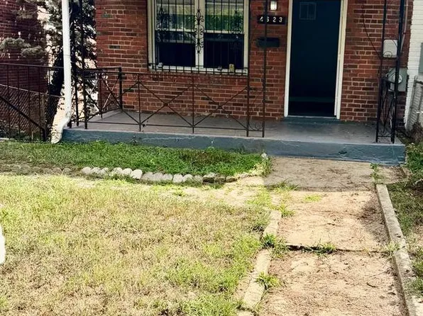 4623 Jay St NE, Washington, DC 20019