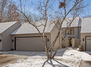 4633 Bayswater Rd, Shorewood, MN 55331