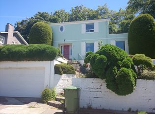 2602 Magnolia Ln W, Seattle, WA 98199