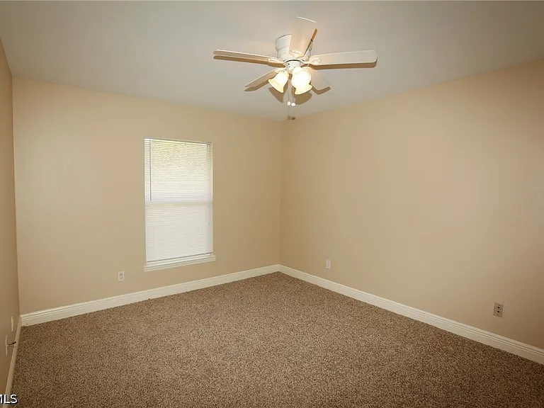 4754 Leonard Blvd S — Photo 8