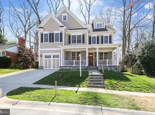 8616 Melwood Rd, Bethesda, MD 20817