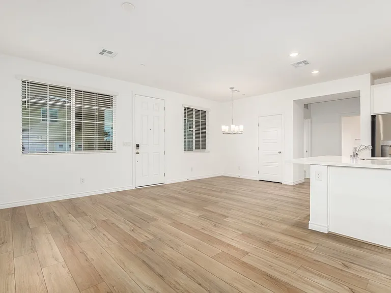 25 Barbara Ln #31 — Photo 17