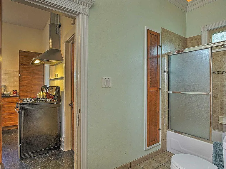 331 Whedbee St — Photo 11