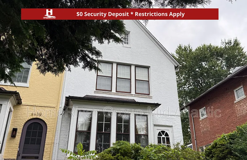 4437 Fessenden St NW photo 1