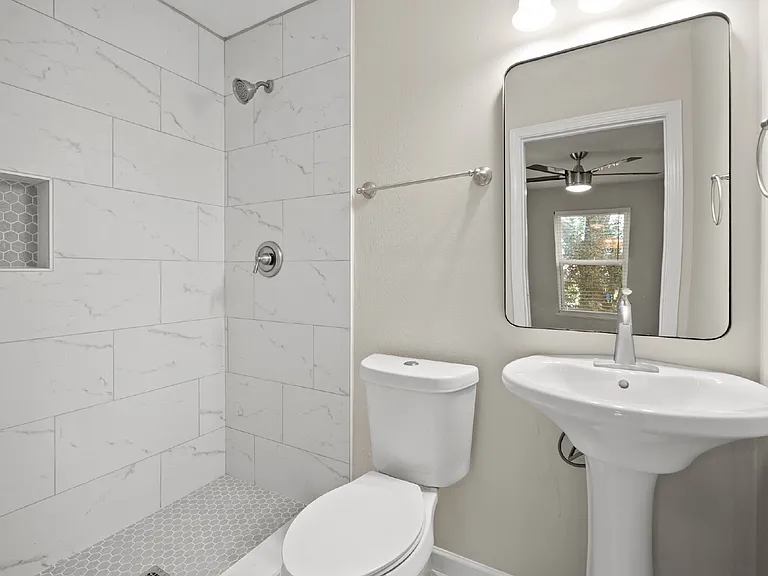 1080 Callaway Dr #HSE — Photo 14