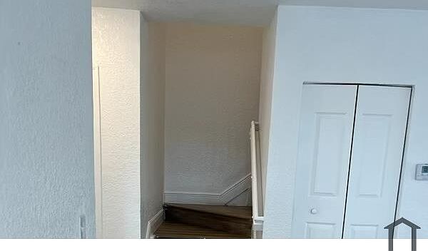 2nd image of 672 NW 5th St