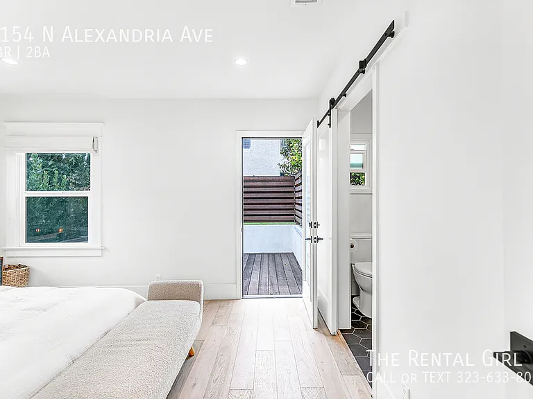 1154 N Alexandria Ave — Photo 25