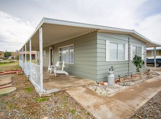 1096 Holly St, Bullhead City, AZ 86442